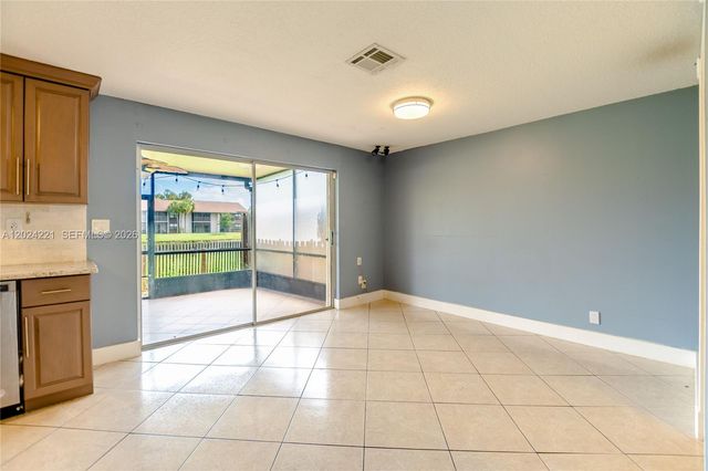9803 NW 37th Street, Sunrise, FL 33351