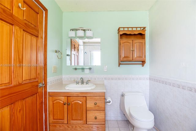 9803 NW 37th Street, Sunrise, FL 33351