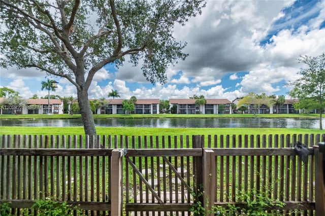 9803 NW 37th Street, Sunrise, FL 33351
