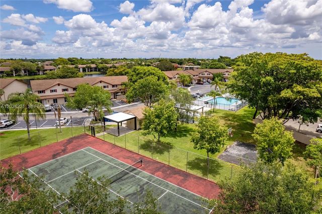 9803 NW 37th Street, Sunrise, FL 33351