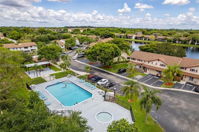 9803 NW 37th Street, Sunrise, FL 33351