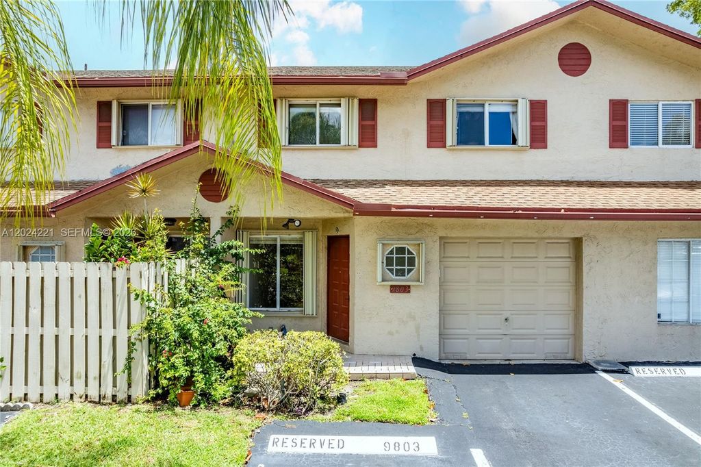 9803 NW 37th Street, Sunrise, FL 33351