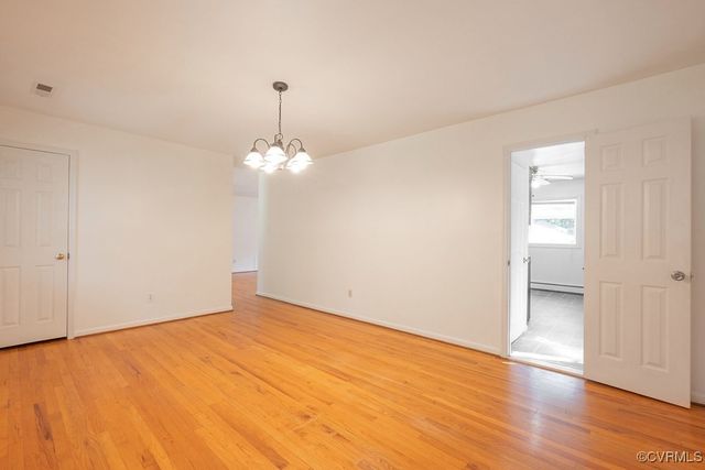 4900 Par Dr, Chester, VA 23831