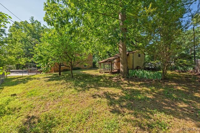 4900 Par Dr, Chester, VA 23831