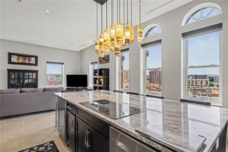 229 Ward Parkway 1001B, Kansas City, MO 64112