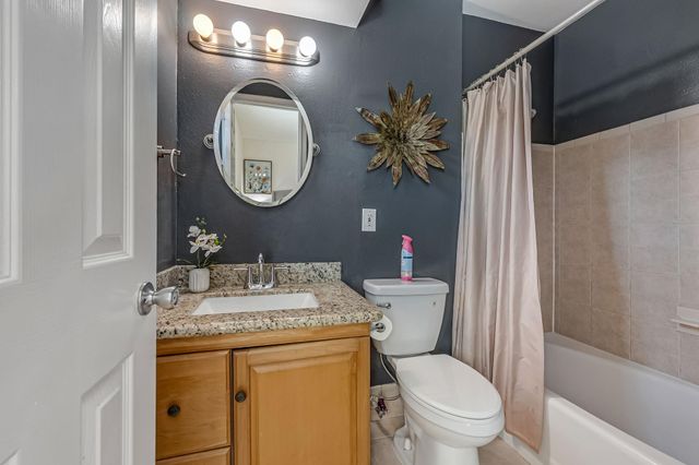 6510 Roos Road, Houston, TX 77074