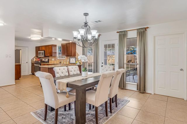 6510 Roos Road, Houston, TX 77074