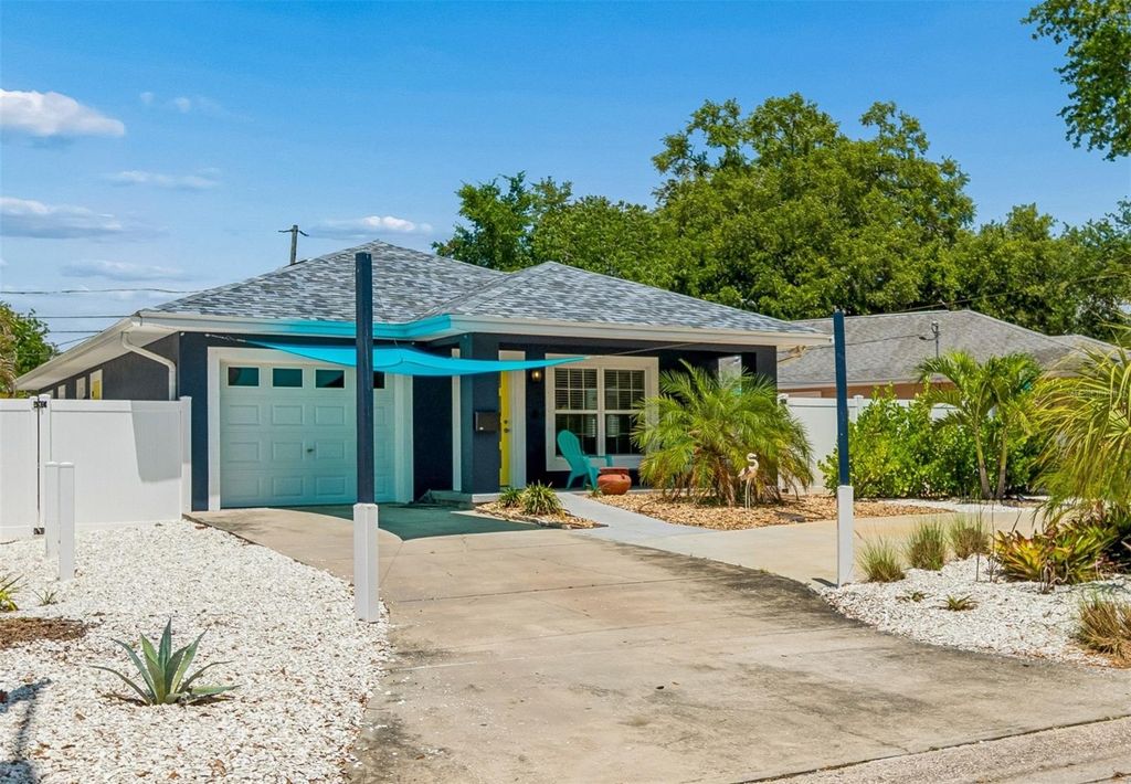 8115 33RD AVENUE N, St Petersburg, FL 33710