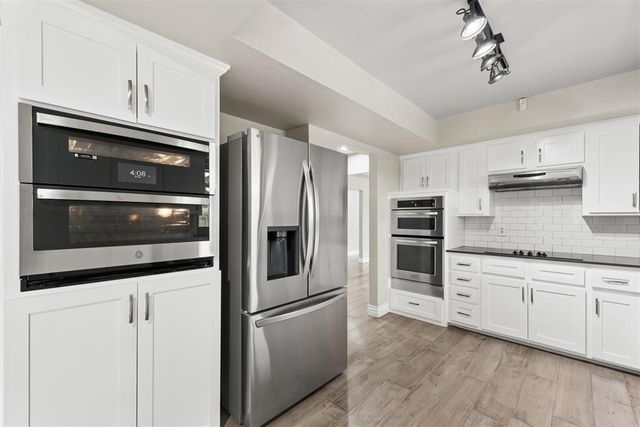 4124 Cherry Hill Lane, Oklahoma City, OK 73120