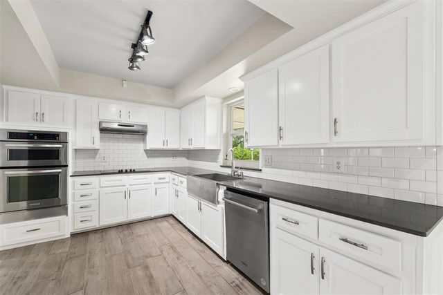 4124 Cherry Hill Lane, Oklahoma City, OK 73120