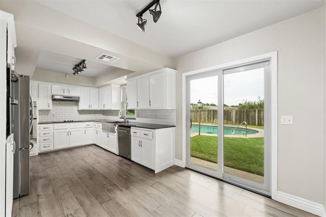 4124 Cherry Hill Lane, Oklahoma City, OK 73120