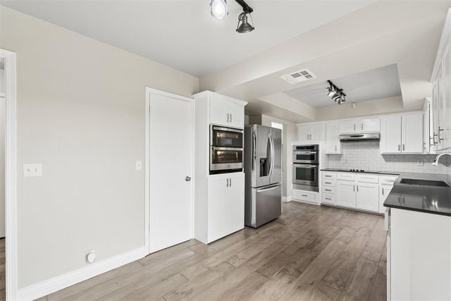 4124 Cherry Hill Lane, Oklahoma City, OK 73120