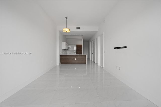 301 Altara Ave 213, Coral Gables, FL 33146