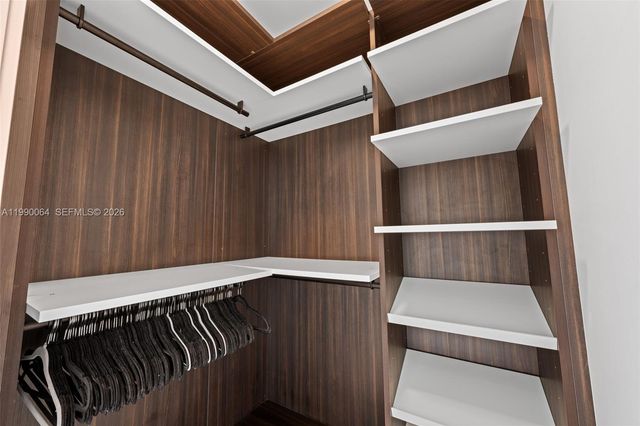 301 Altara Ave 213, Coral Gables, FL 33146