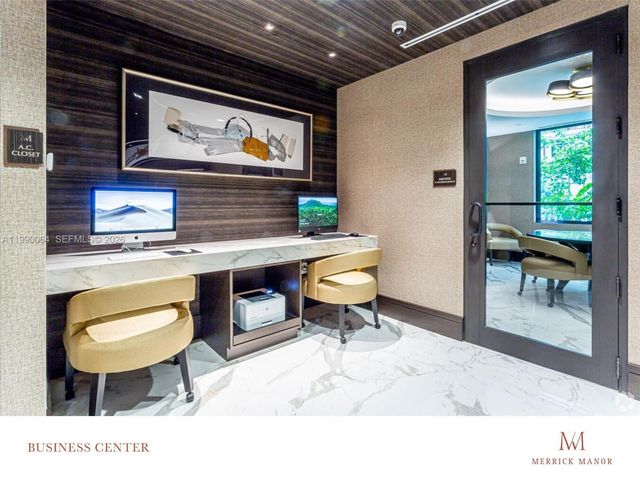 301 Altara Ave 213, Coral Gables, FL 33146