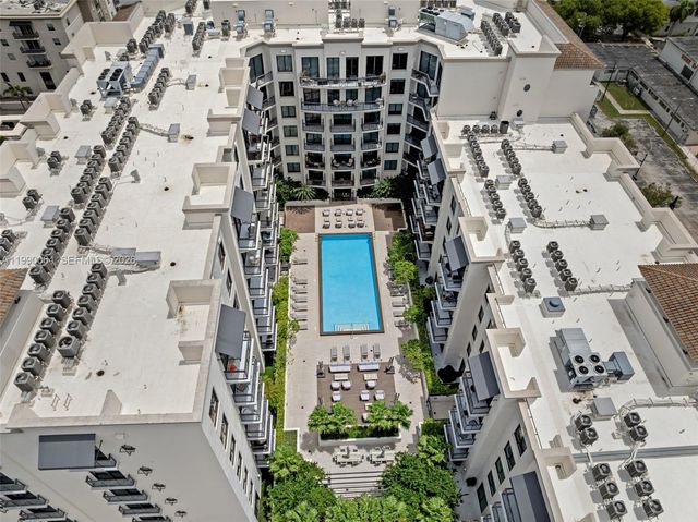 301 Altara Ave 213, Coral Gables, FL 33146