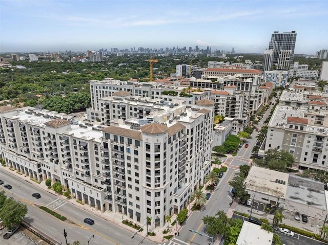 301 Altara Ave 213, Coral Gables, FL 33146