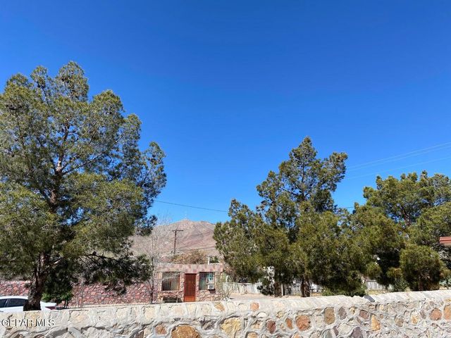 4001 TROWBRIDGE Drive, El Paso, TX 79903