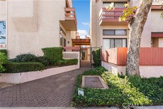 21054 Parthenia 11, Canoga Park (los Angeles), CA 91304