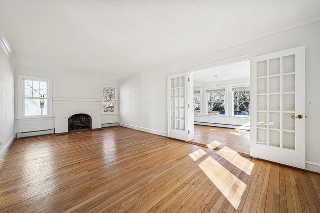 3946 Howard Avenue, Western Springs, IL 60558