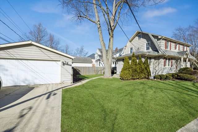 3946 Howard Avenue, Western Springs, IL 60558