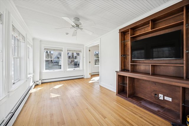 3946 Howard Avenue, Western Springs, IL 60558