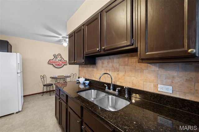 6015 Magnolia Avenue, St Louis, MO 63139