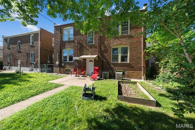 6015 Magnolia Avenue, St Louis, MO 63139