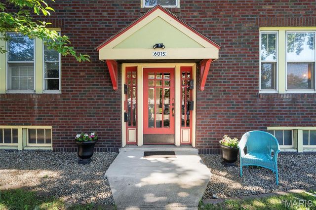 6015 Magnolia Avenue, St Louis, MO 63139