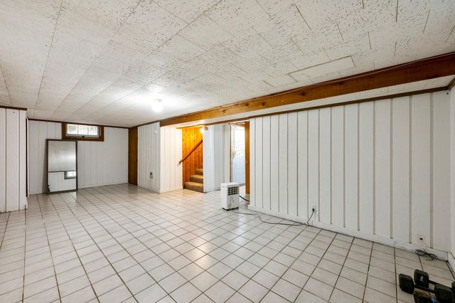 691 Orange Avenue E, Saint Paul, MN 55106