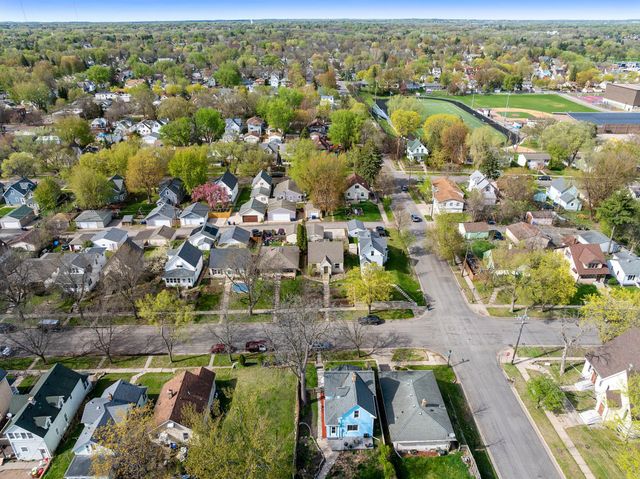691 Orange Avenue E, Saint Paul, MN 55106