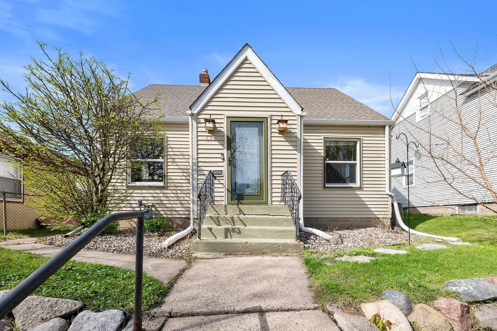 691 Orange Avenue E, Saint Paul, MN 55106