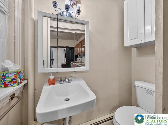425 Ridge Street, Emmaus Boro, PA 18049