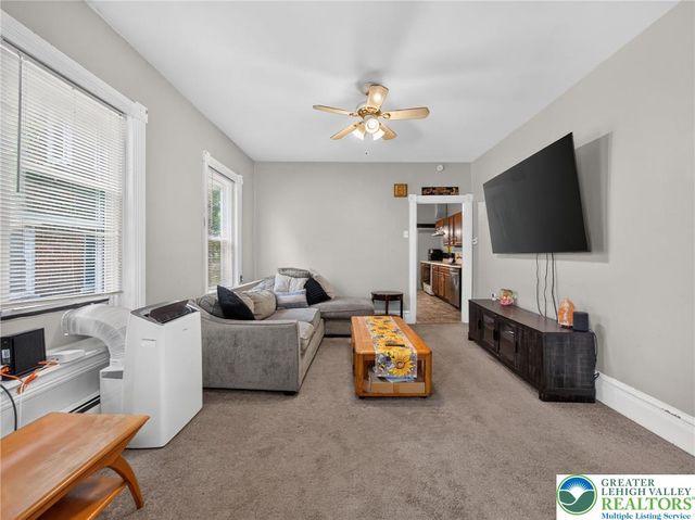 425 Ridge Street, Emmaus Boro, PA 18049