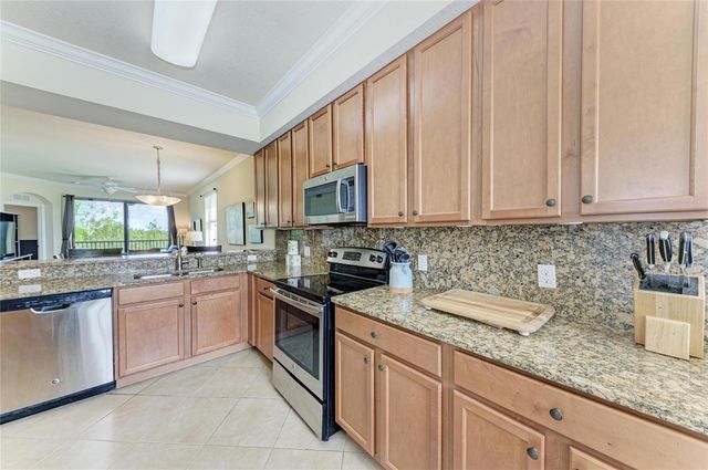 7121 RIVER HAMMOCK DRIVE 208, Bradenton, FL 34212