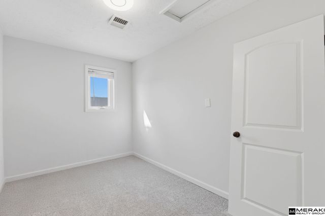 116 E Whittingham Street, Valley, NE 68064