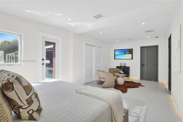 8220 SW 133rd St, Pinecrest, FL 33156