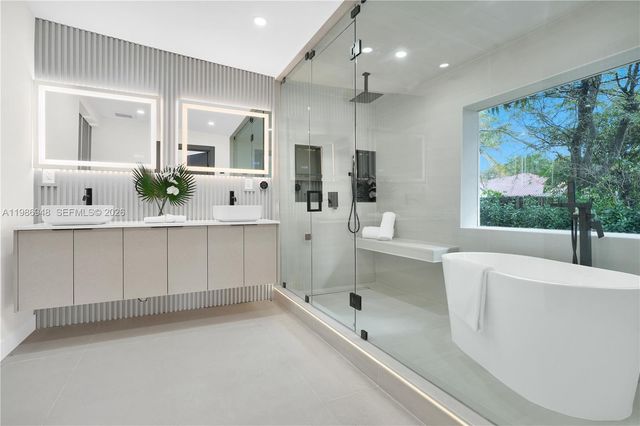 8220 SW 133rd St, Pinecrest, FL 33156