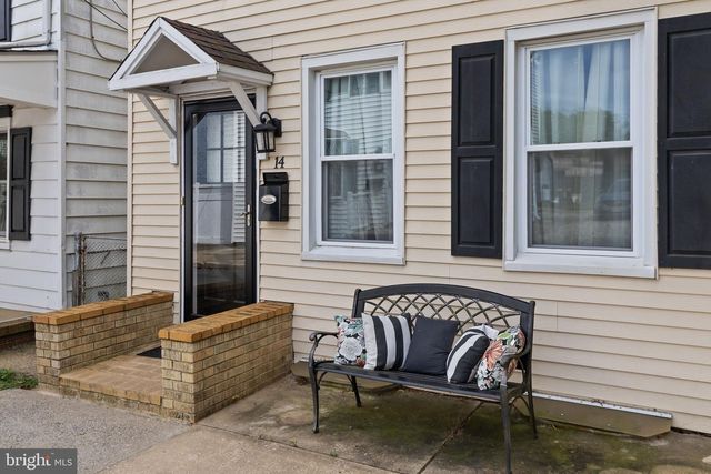 14 MILES AVE, Bordentown, NJ 08505