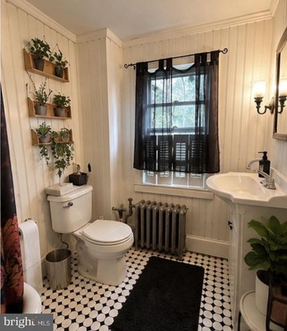 14 MILES AVE, Bordentown, NJ 08505