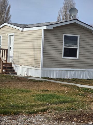 3 W SUNRISE DR, Preston, ID 83263