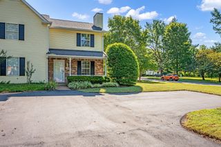 1246 Carriage Park Dr, Franklin, TN 37064