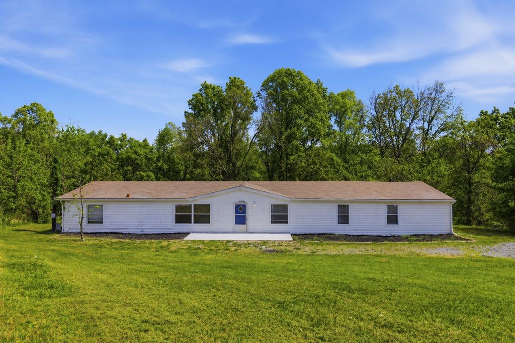 11274 Allen Drive, Lyles, TN 37098