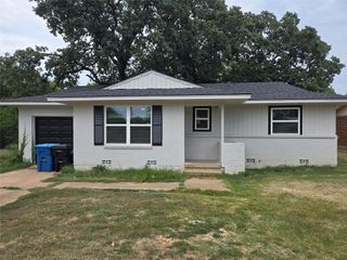 519 Forrest Lane, Denison, TX 75021