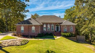 807 Cobblestone Circle, North Little Rock, AR 72116