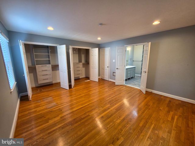 7226 OLD GATE RD, Rockville, MD 20852
