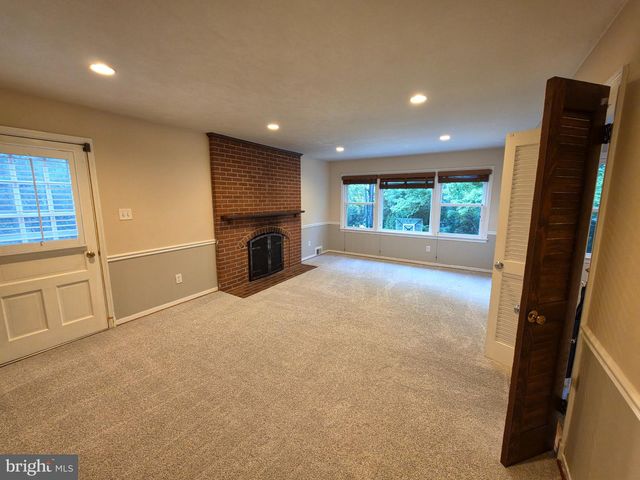 7226 OLD GATE RD, Rockville, MD 20852