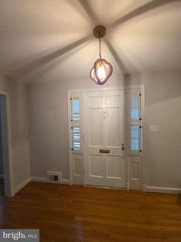 7226 OLD GATE RD, Rockville, MD 20852