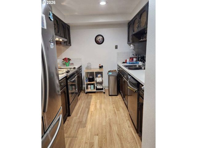 5723 Ne HAZEL DELL Ave, Vancouver, WA 98663