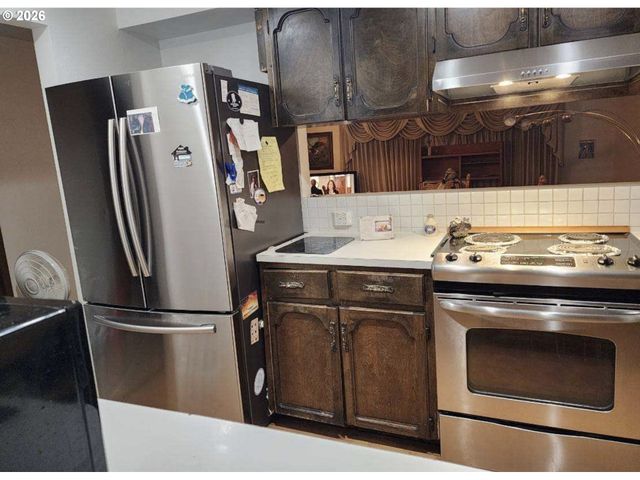 5723 Ne HAZEL DELL Ave, Vancouver, WA 98663